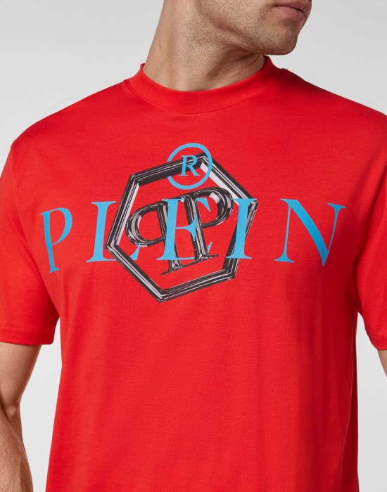 футболка  из америки вид сбоку