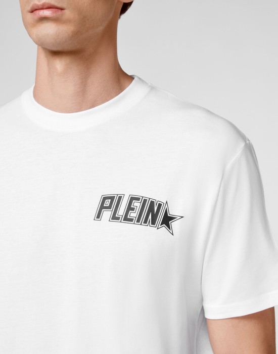 футболка  из америки вид сбоку