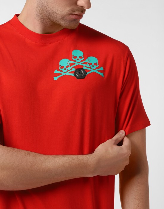 футболка  из америки вид сбоку