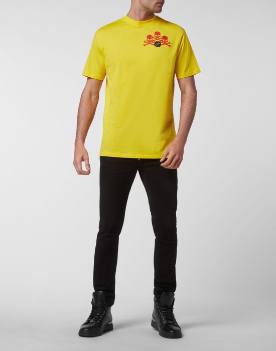 футболка  по цене 34821 руб вид справа