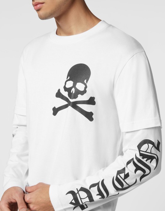 футболка  из америки вид сбоку