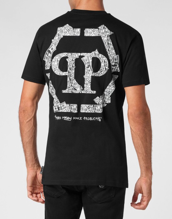 футболка  из америки вид сбоку