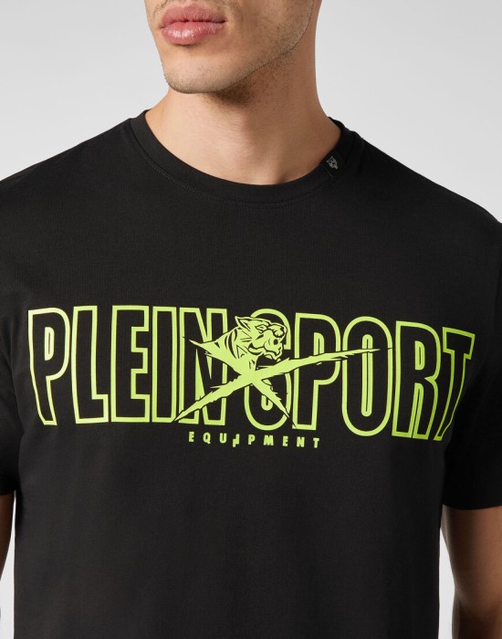 футболка  из проверенных материалов спереди