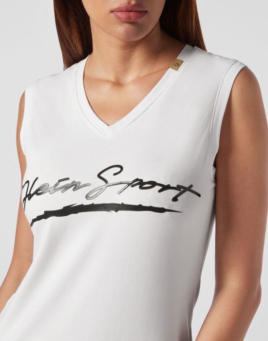 футболка  из проверенных материалов спереди