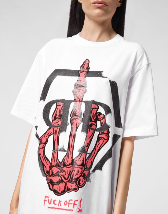 Товар белого цвета с внутренней стороны