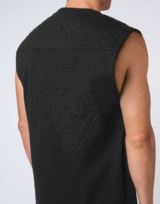 футболка  из америки вид сбоку