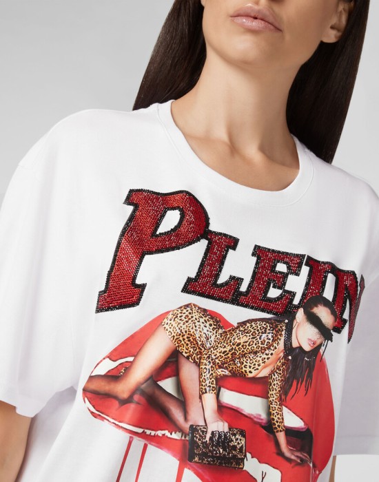 Товар белого цвета с внутренней стороны