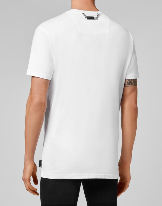 футболка  из америки вид сбоку