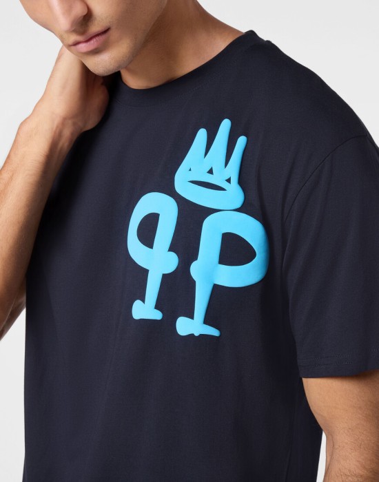 футболка  из америки вид сбоку