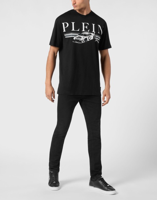 футболка  по цене 34884 руб вид справа