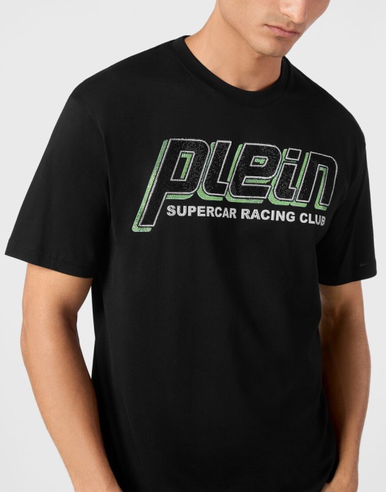 футболка  из америки вид сбоку