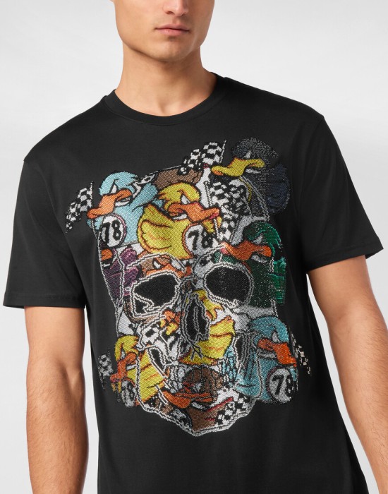 футболка  из америки вид сбоку