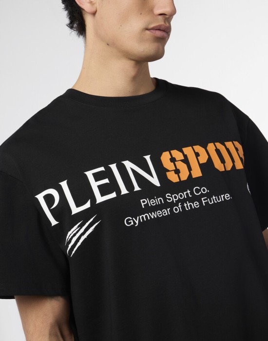 футболка  из проверенных материалов спереди