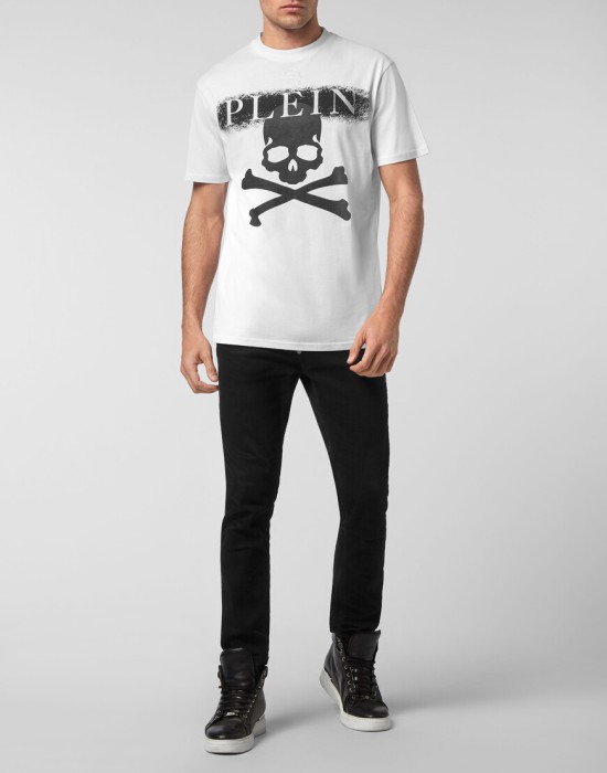 футболка  по цене 34240 руб вид справа