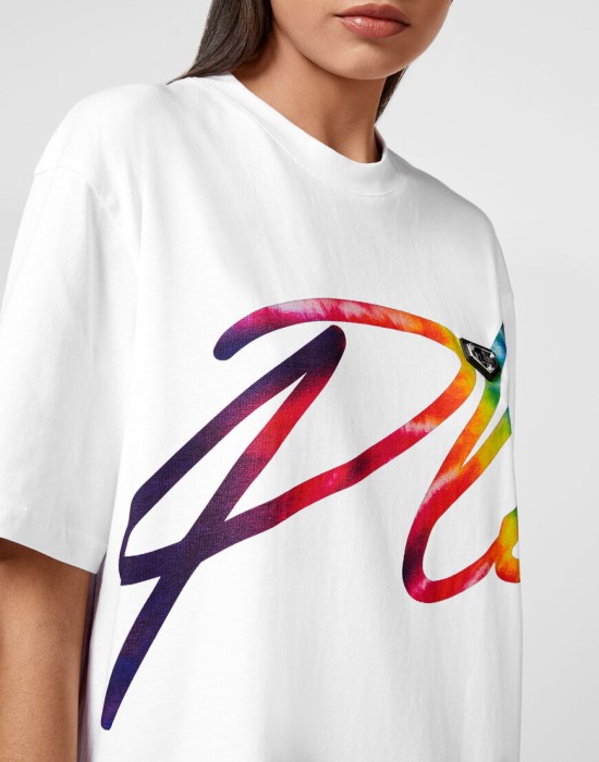 Товар белого цвета с внутренней стороны