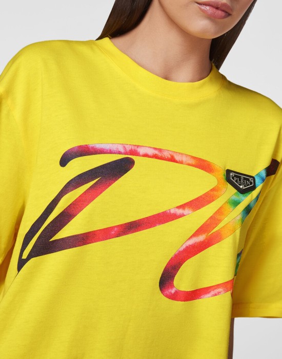 Товар желтого цвета с внутренней стороны