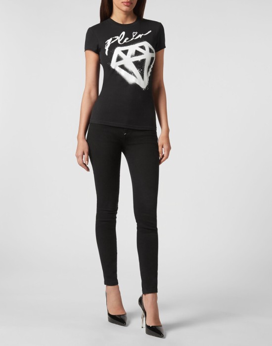 футболка  по цене 37986 руб вид справа