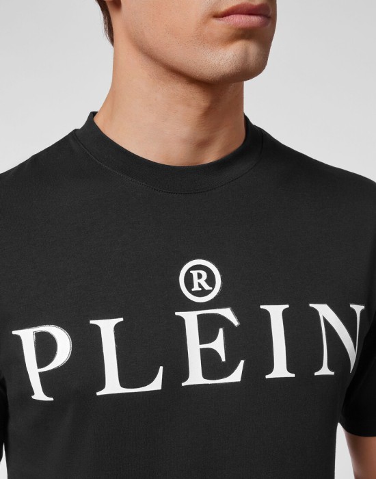 футболка  из америки вид сбоку