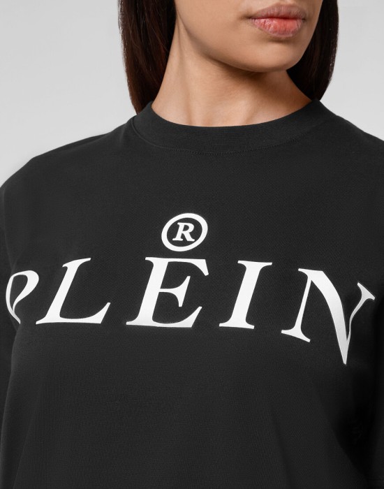 Товар черного цвета с внутренней стороны