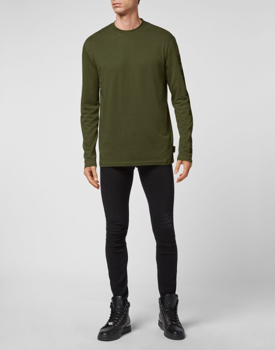 футболка  по цене 36696 руб вид справа