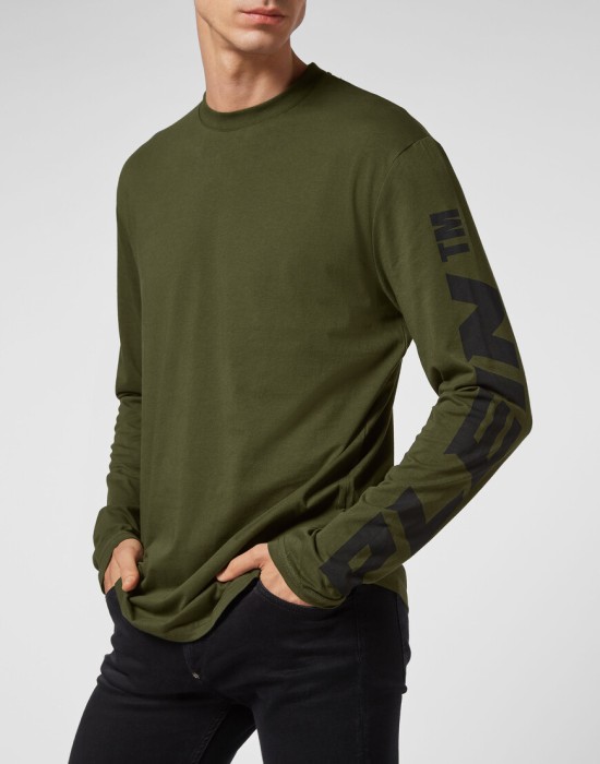 футболка  из америки вид сбоку