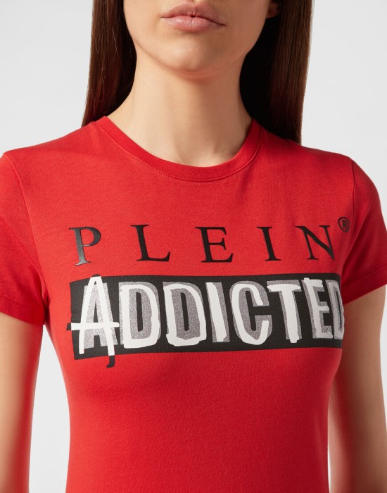 футболка  из америки вид сбоку