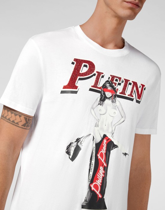 футболка  из америки вид сбоку