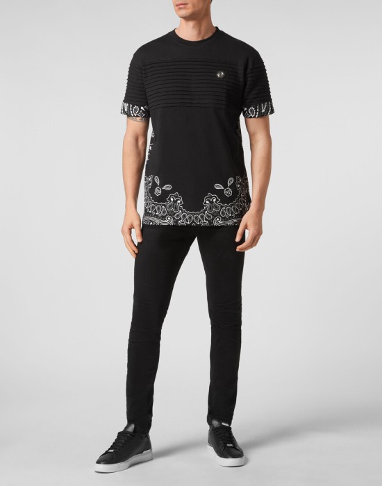 футболка  по цене 38244 руб вид справа