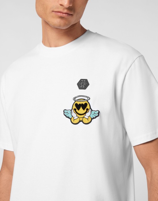 футболка  из америки вид сбоку