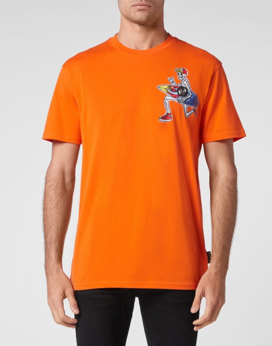 футболка  от бренда philipp plein вид слева