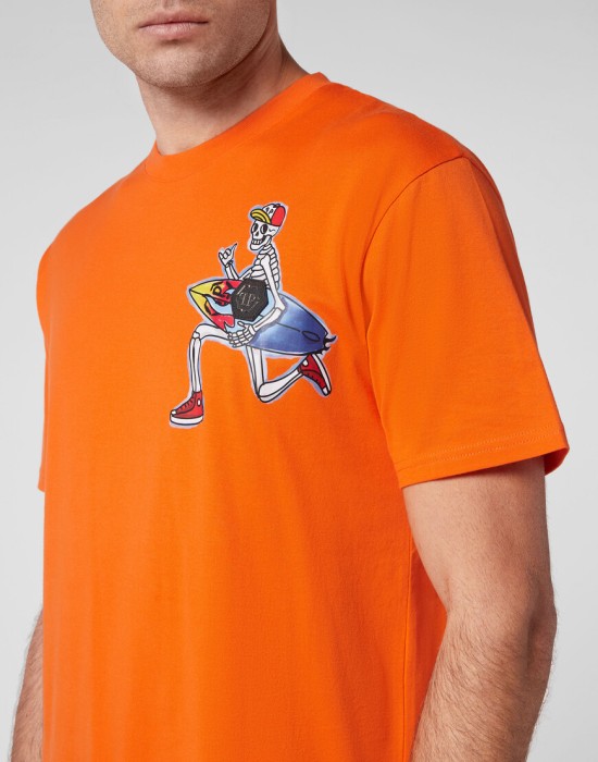 футболка  из проверенных материалов спереди