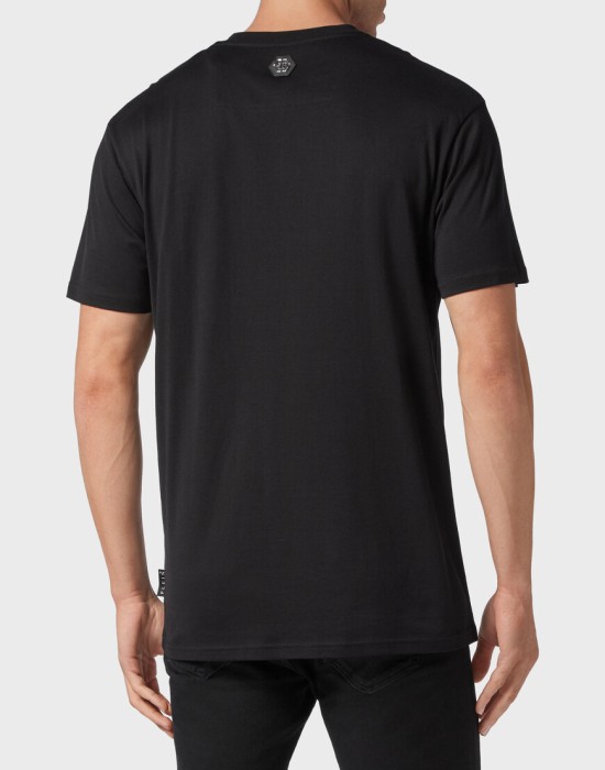 футболка  из америки вид сбоку