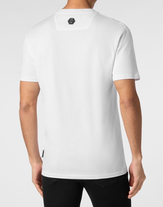 футболка  из америки вид сбоку