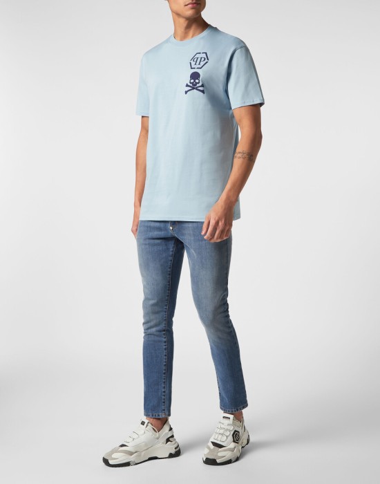 Товар голубого цвета с внутренней стороны