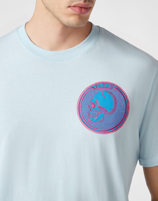 футболка  из проверенных материалов спереди