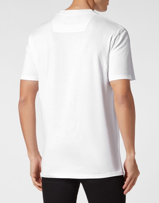 футболка  из америки вид сбоку