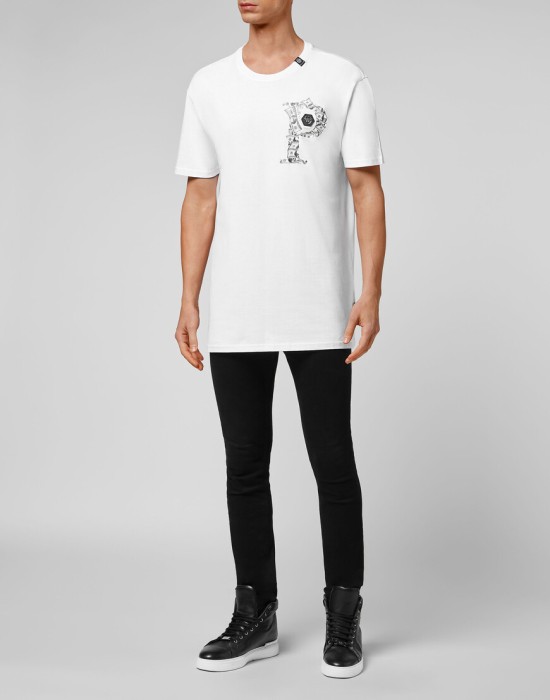 Товар белого цвета с внутренней стороны