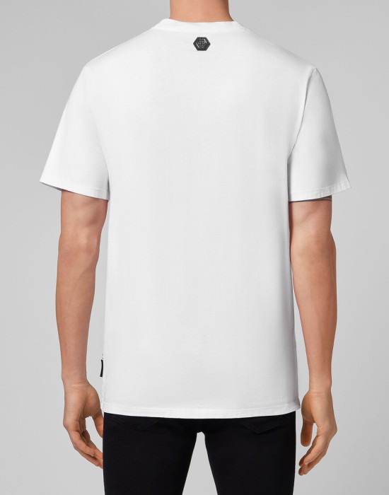 футболка  из америки вид сбоку