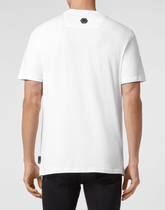 футболка  из америки вид сбоку