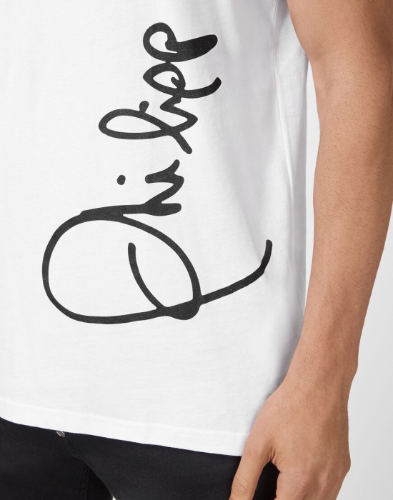 футболка  из проверенных материалов спереди