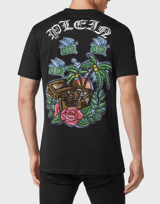 футболка  из америки вид сбоку