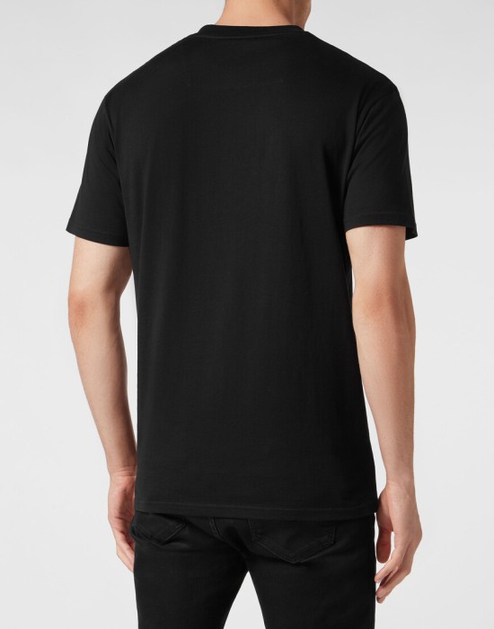 футболка  из америки вид сбоку