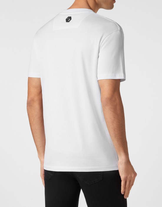 футболка  из америки вид сбоку