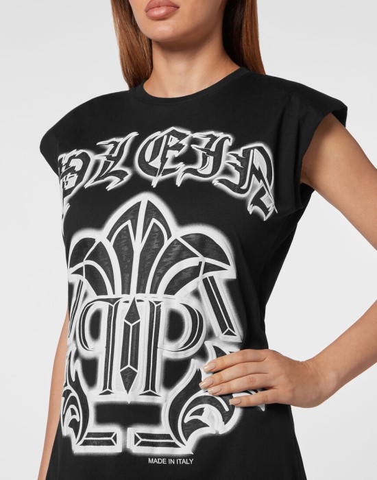 футболка  из проверенных материалов спереди