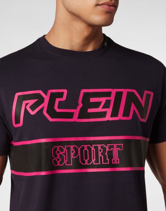 футболка  из проверенных материалов спереди