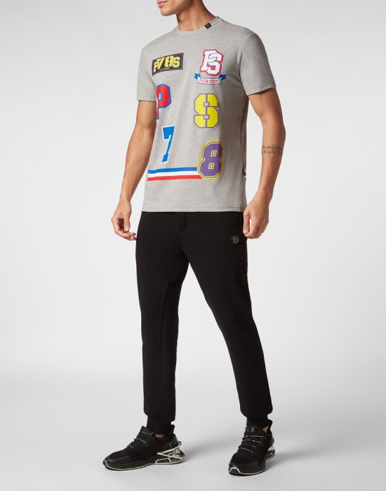 Товар серого цвета с внутренней стороны