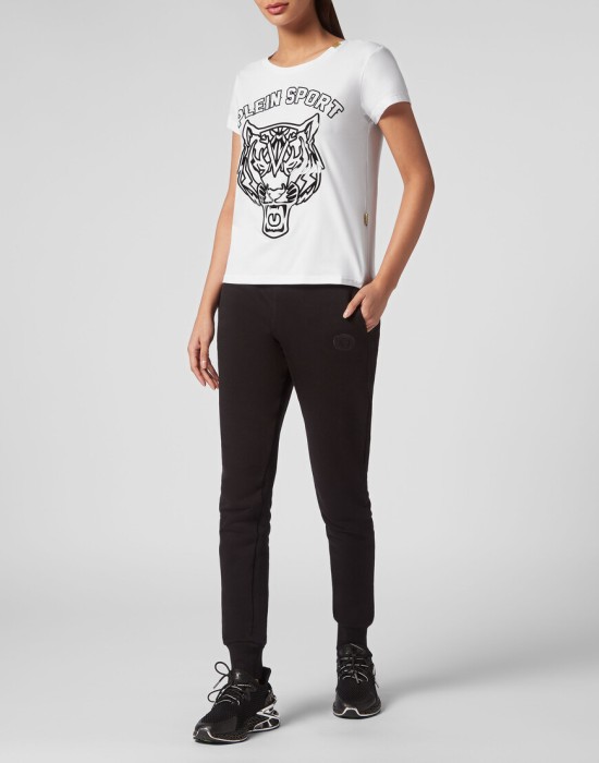 Товар белого цвета с внутренней стороны