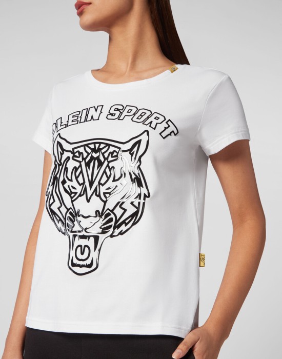 футболка  из проверенных материалов спереди