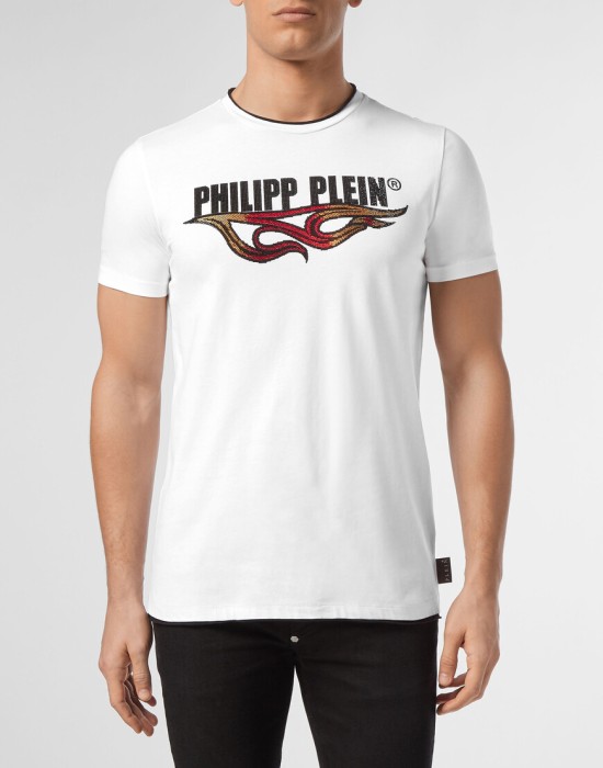 футболка  из америки вид сбоку