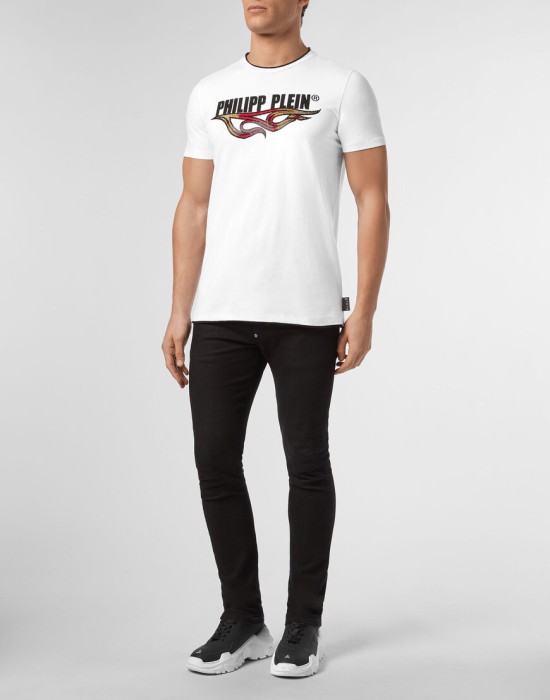 футболка  из проверенных материалов спереди